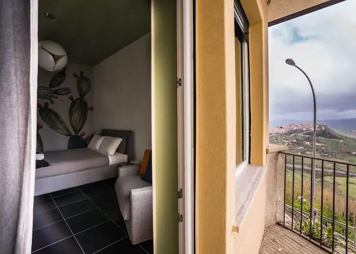 Welchome - Guest 4* エンナ